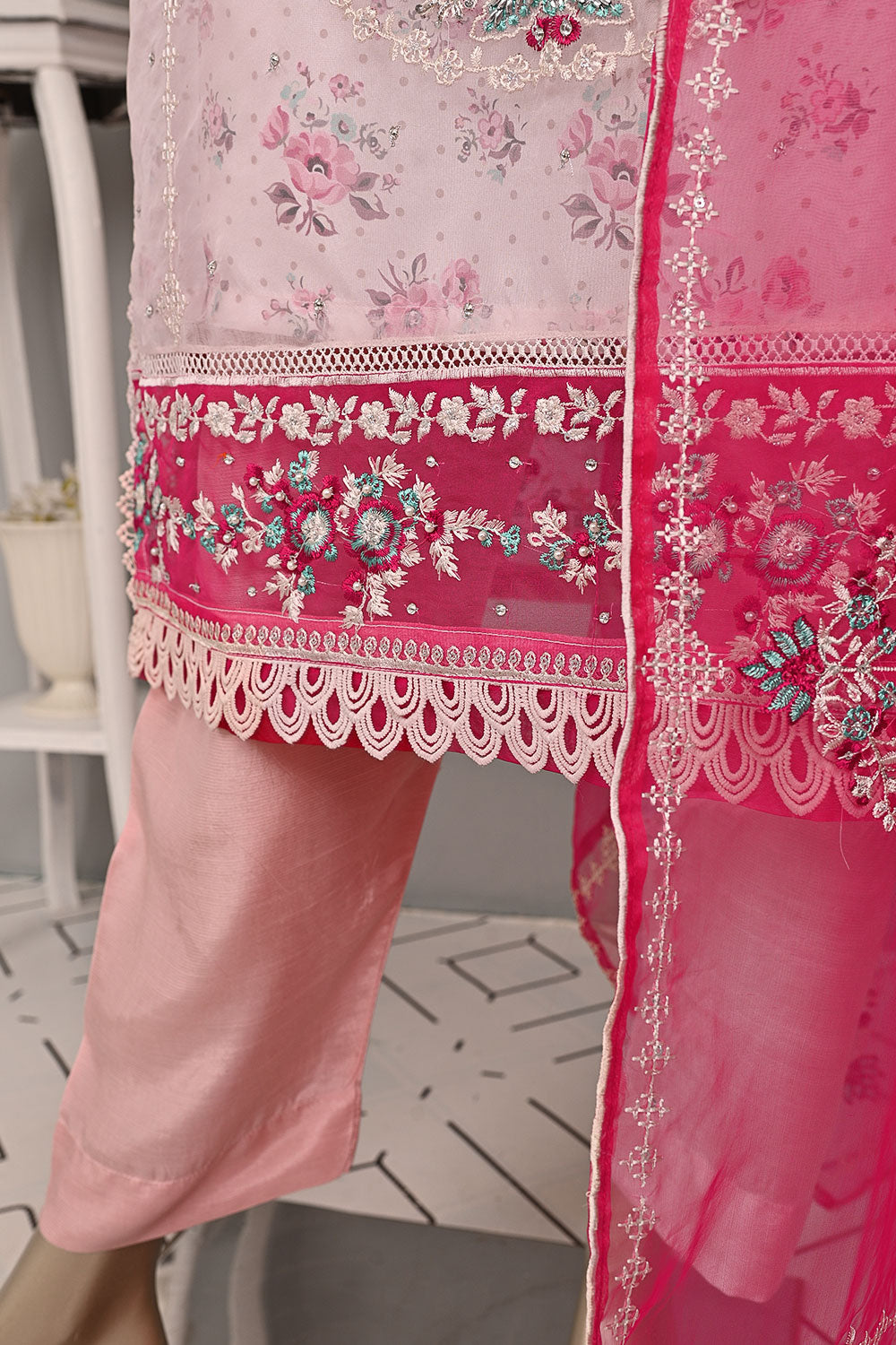 DSO-004A-Baby pink - Roheen Luxe | 3Pc Ready to Wear Organza Embroidered Dress